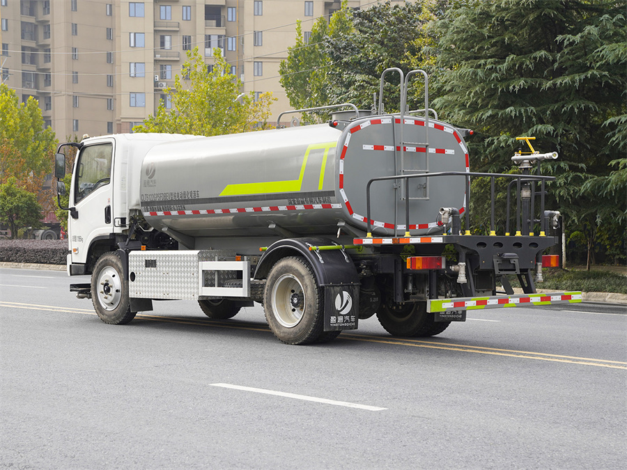 �|�L(f��ng)�A��8������Դ��ˮ܇(ch��)-�|�L(f��ng)8.5��늄�(d��ng)��ˮ܇(ch��)